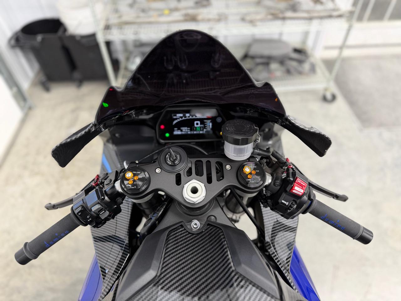 Yamaha YZF-R1  2023