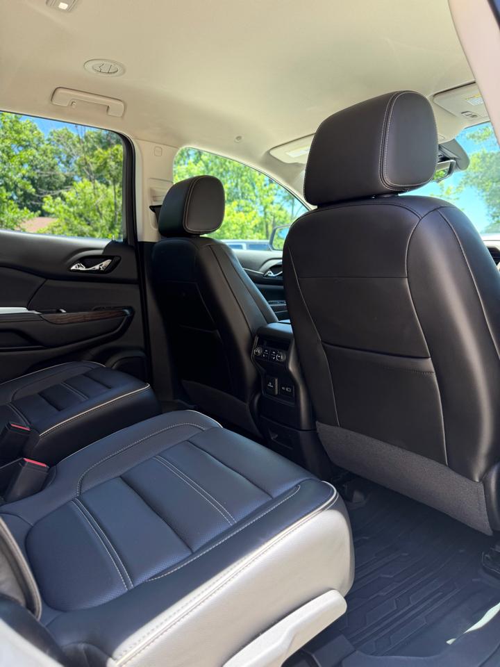 2020 GMC Acadia Denali - Photo 13
