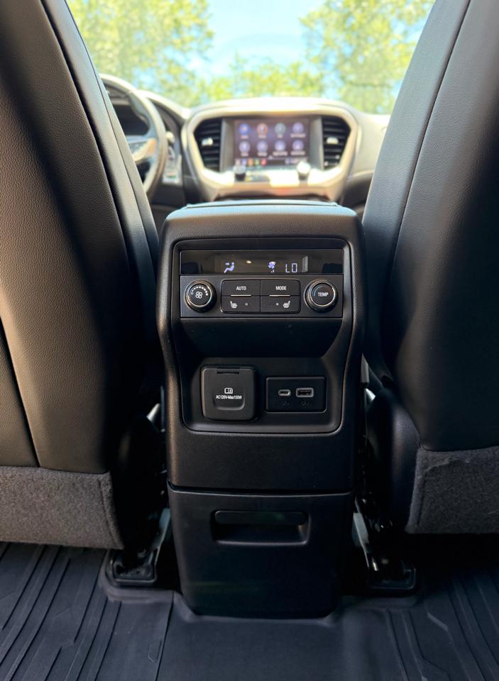2020 GMC Acadia Denali - Photo 16