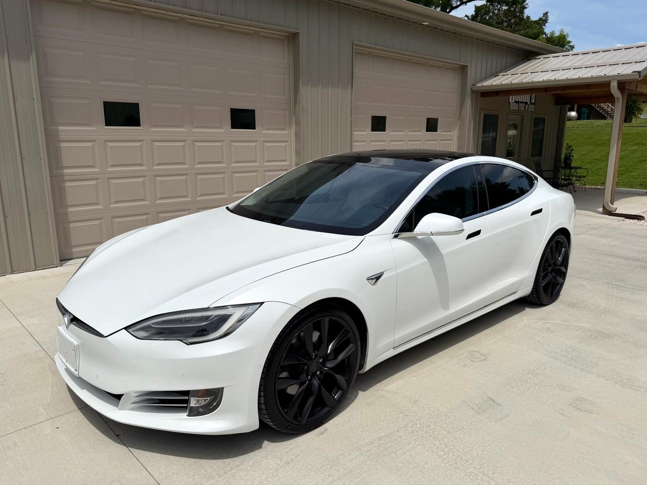 Tesla Model S 100D 2018