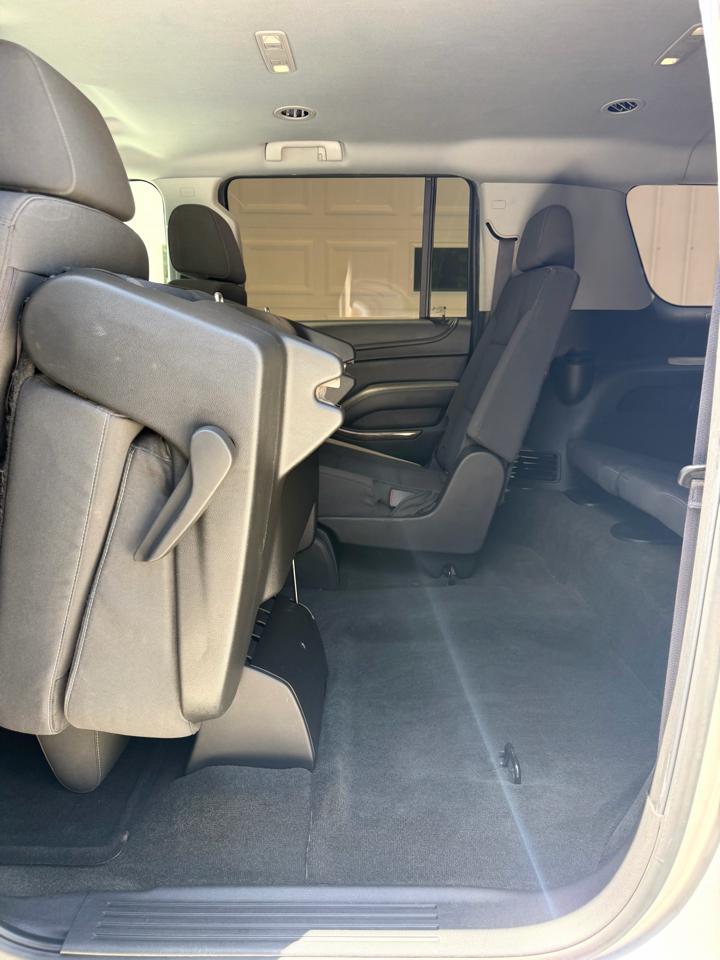 Chevrolet Suburban LS 2016