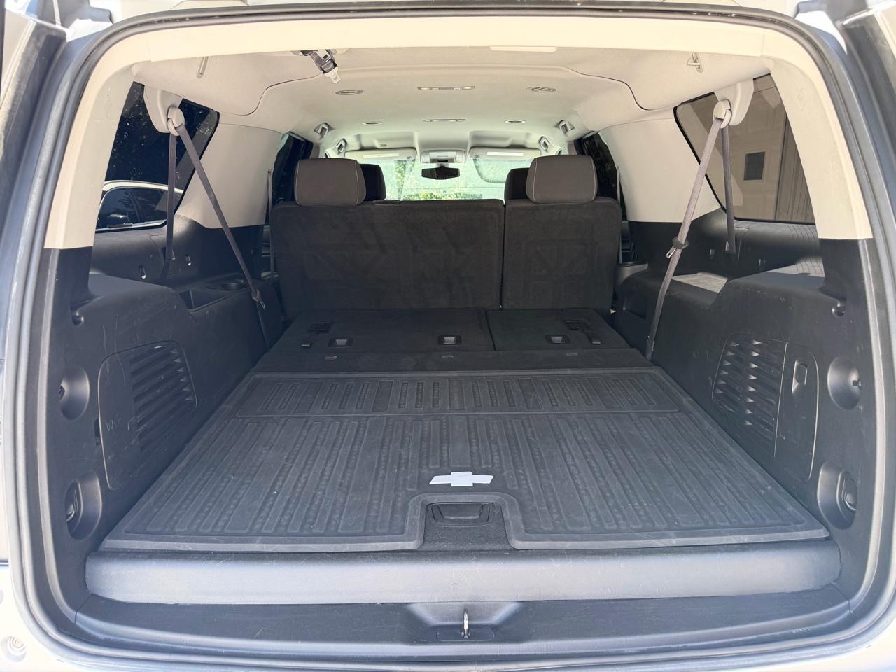 Chevrolet Suburban LS 2016