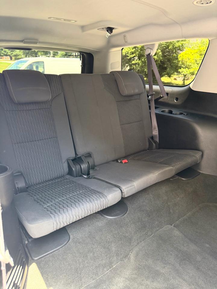 Chevrolet Suburban LS 2016