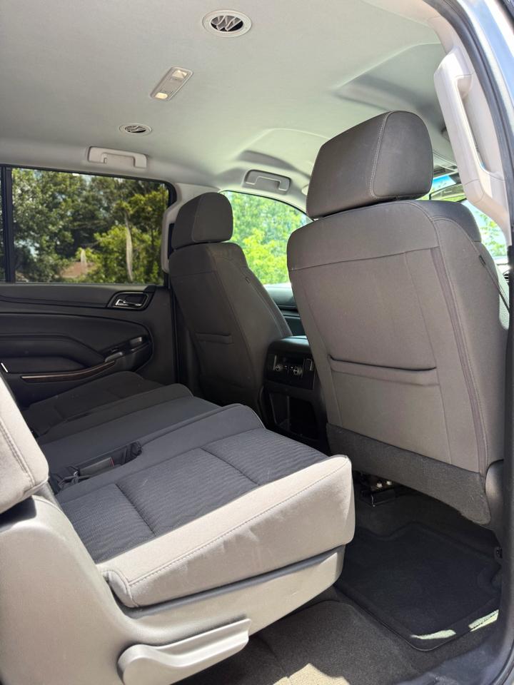 Chevrolet Suburban LS 2016