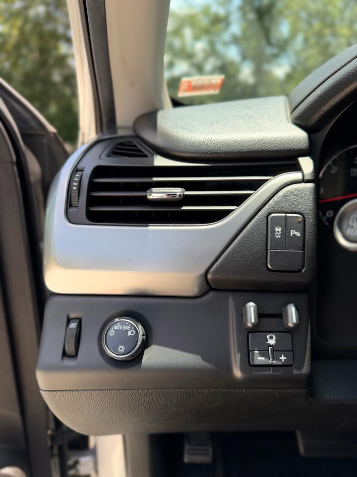 Chevrolet Suburban LS 2016