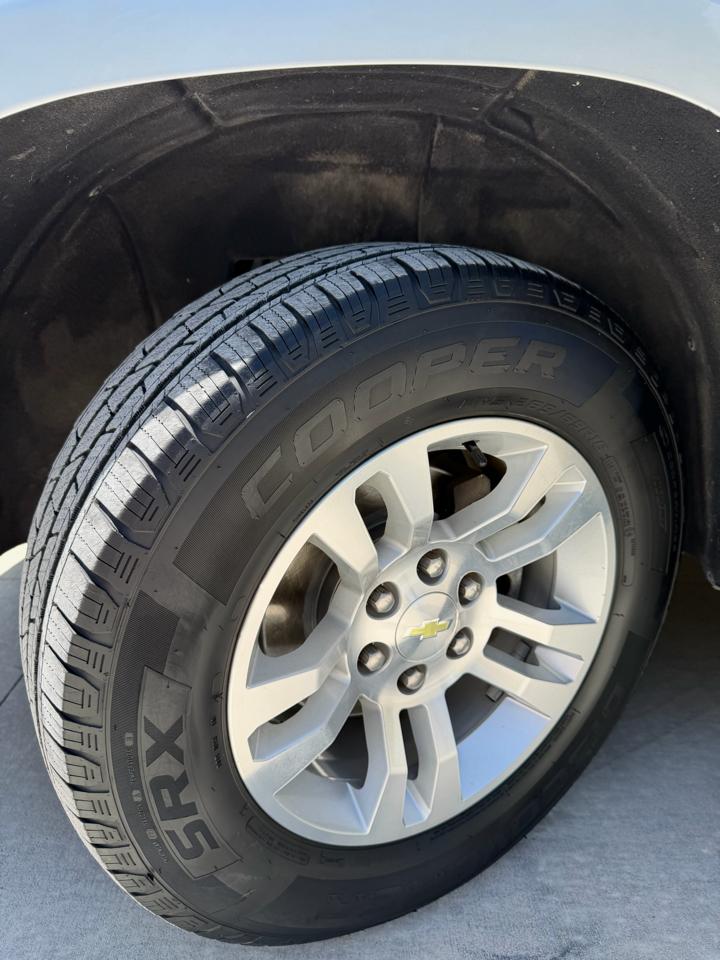 Chevrolet Suburban LS 2016