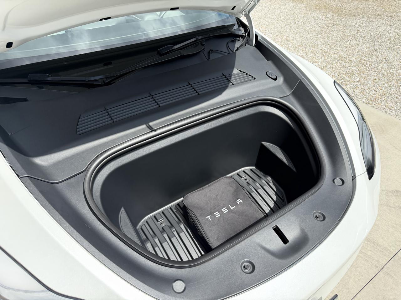 Tesla Model Y Long Range 2022
