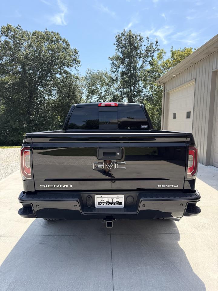 GMC Sierra 1500 Denali Crew Cab Short Box 4WD 2017