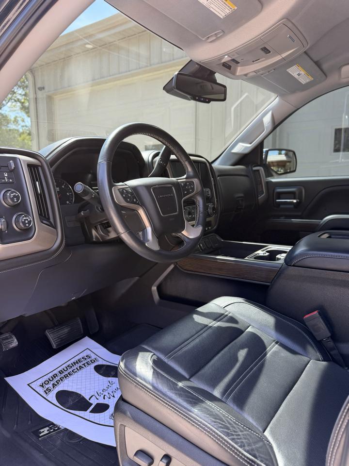 GMC Sierra 1500 Denali Crew Cab Short Box 4WD 2017