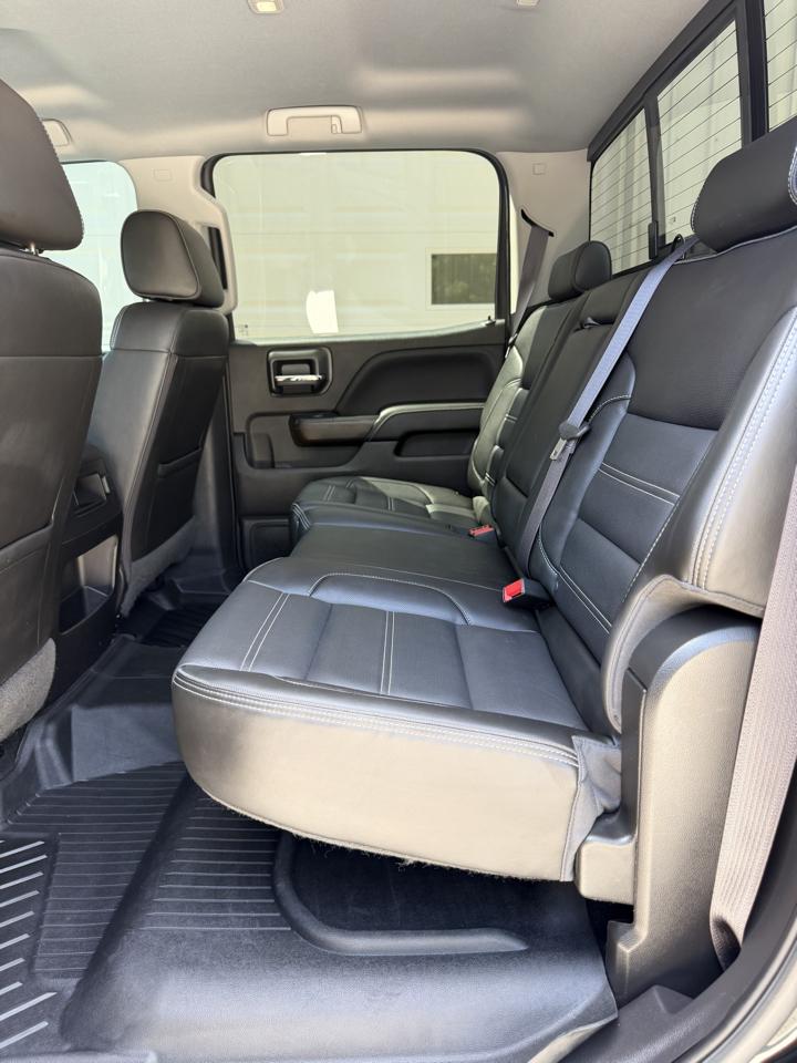 GMC Sierra 1500 Denali Crew Cab Short Box 4WD 2017