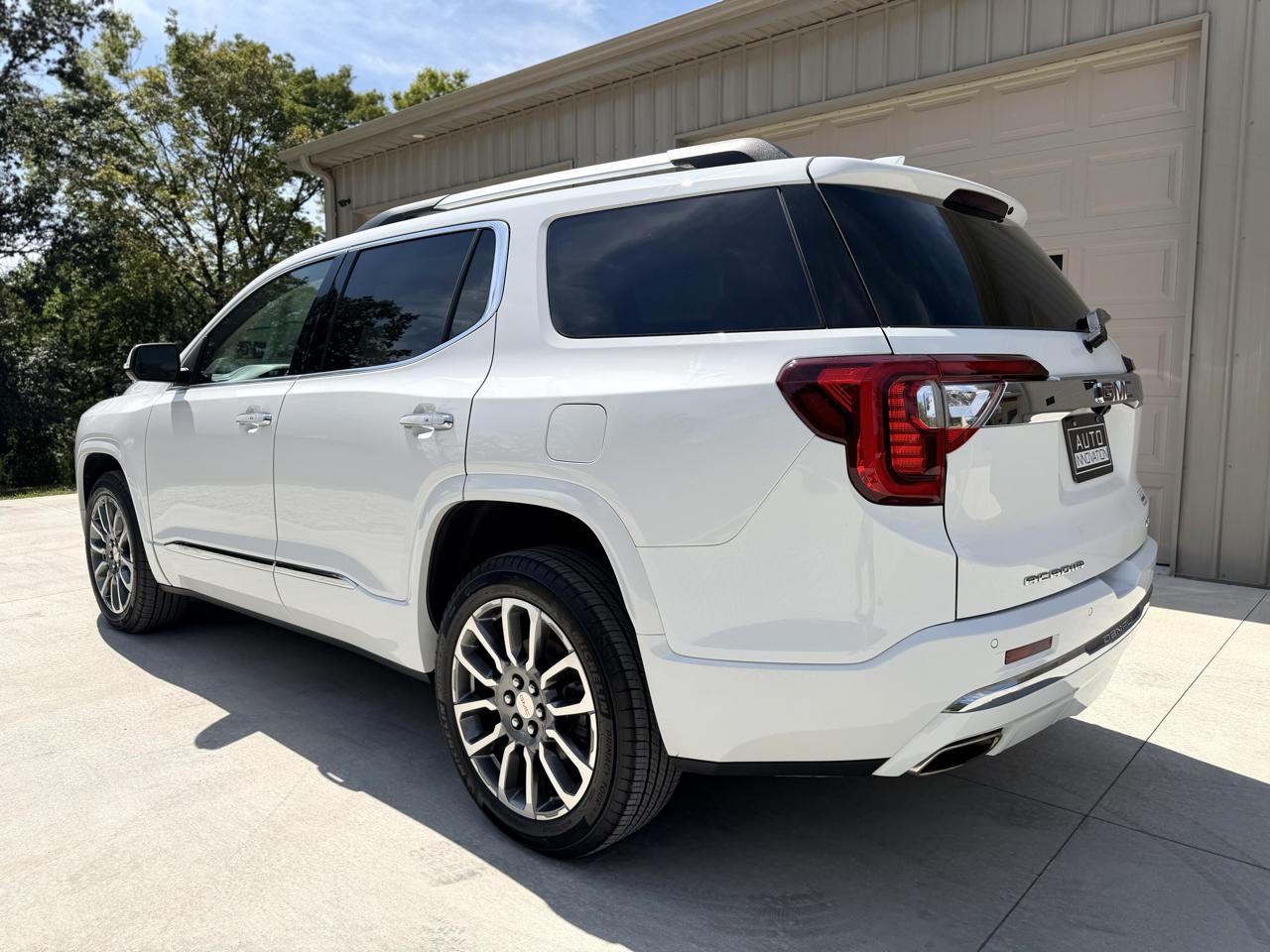 GMC Acadia Denali AWD 2023
