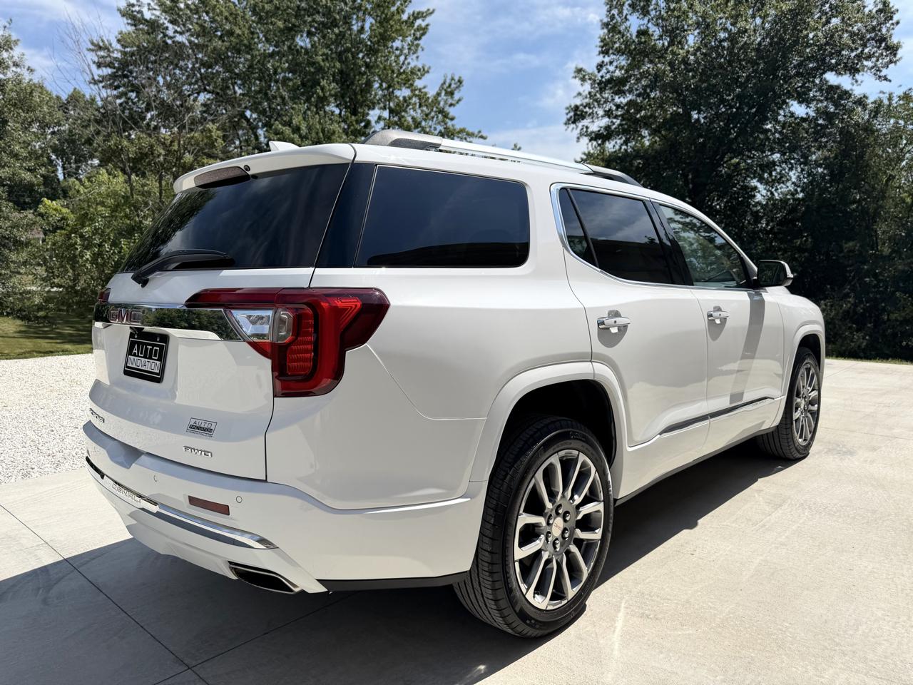 GMC Acadia Denali AWD 2023