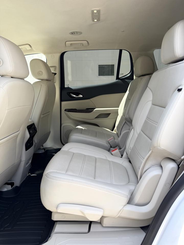GMC Acadia Denali AWD 2023