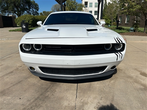 2016 Dodge Challenger SXT