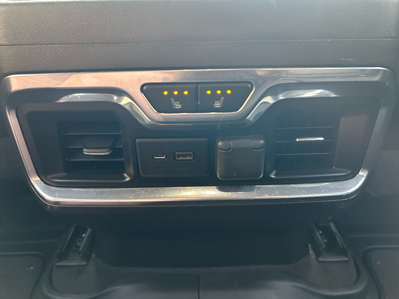 GMC Sierra 2500HD AT4 Crew Cab 4WD 2021