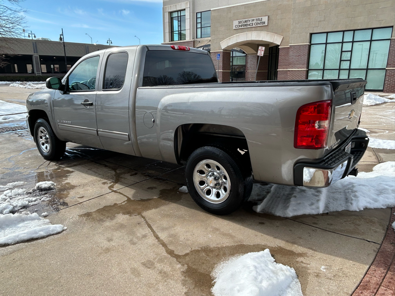 Chevrolet Silverado 1500 LS Extended Cab 2WD 2013