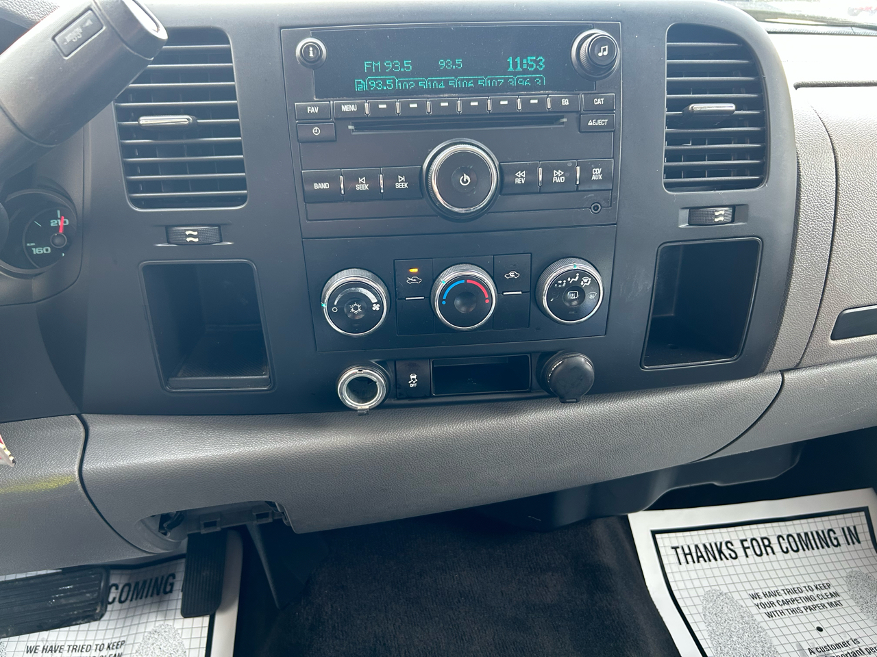 Chevrolet Silverado 1500 LS Extended Cab 2WD 2013