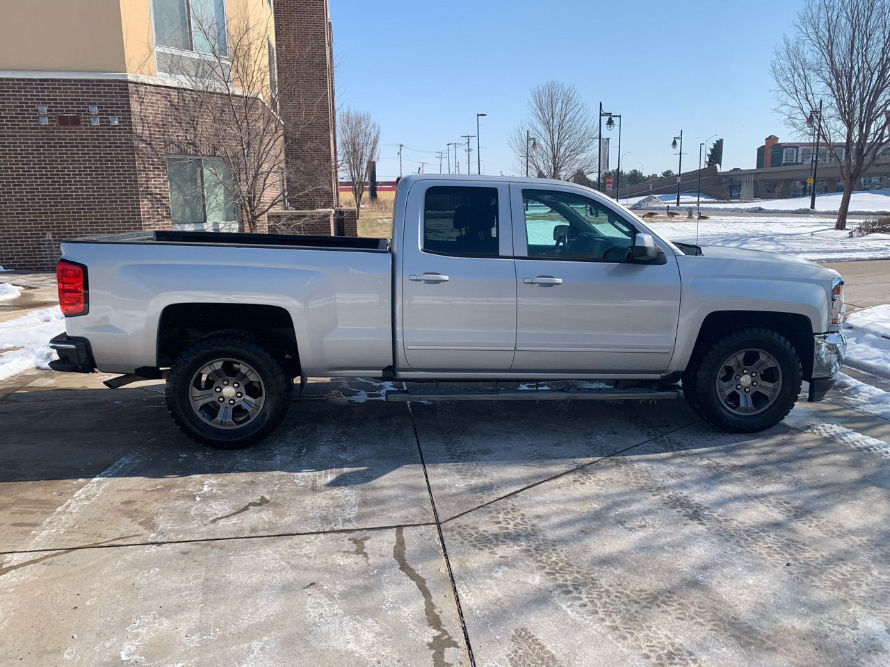 Chevrolet Silverado 1500 LT Double Cab 2WD 2018