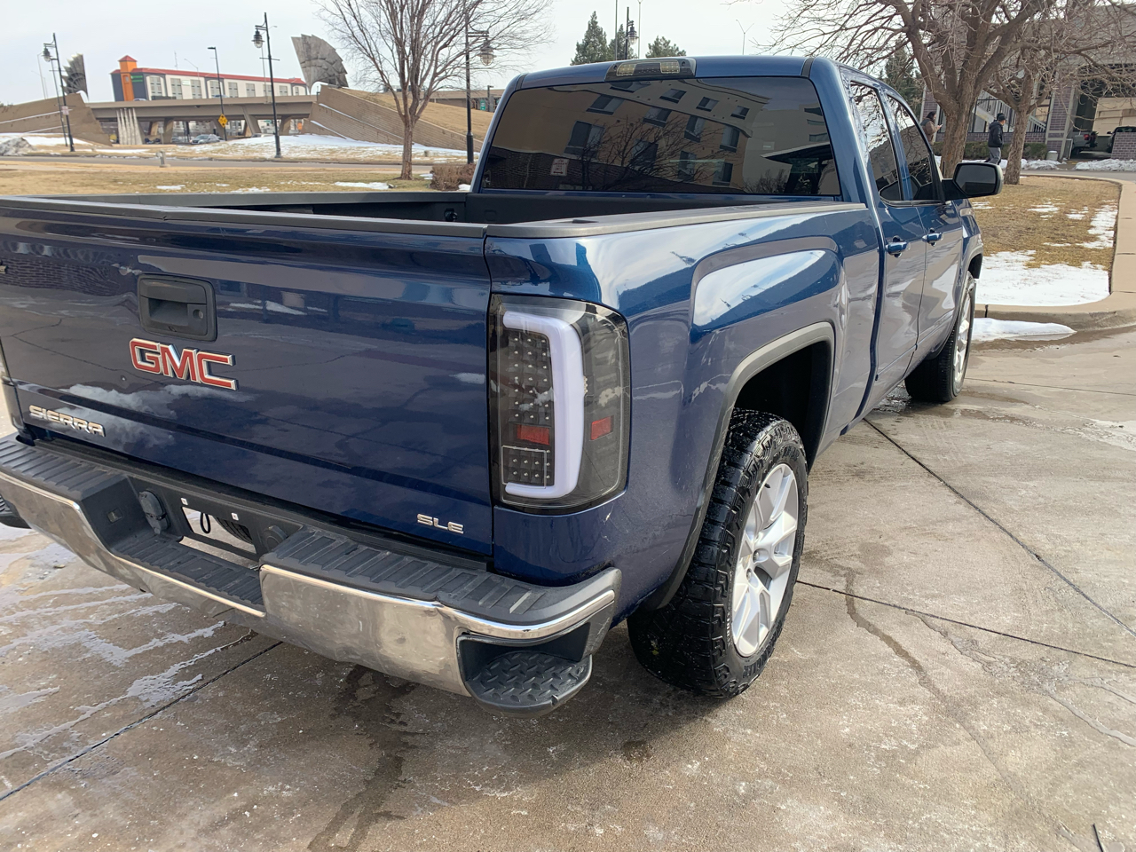 GMC Sierra 1500 SLE Double Cab 2WD 2015