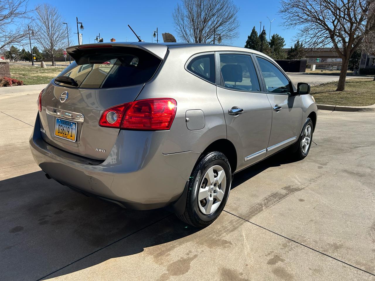 Nissan Rogue S AWD 2013