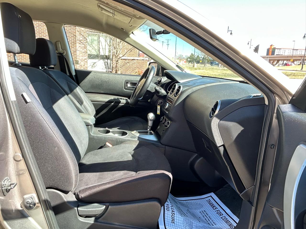 Nissan Rogue S AWD 2013