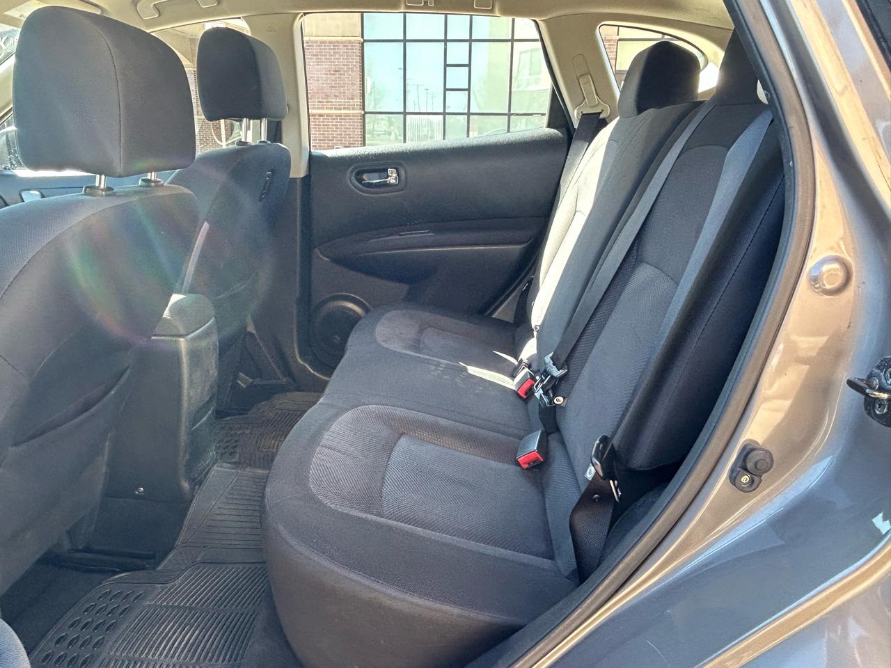 Nissan Rogue S AWD 2013