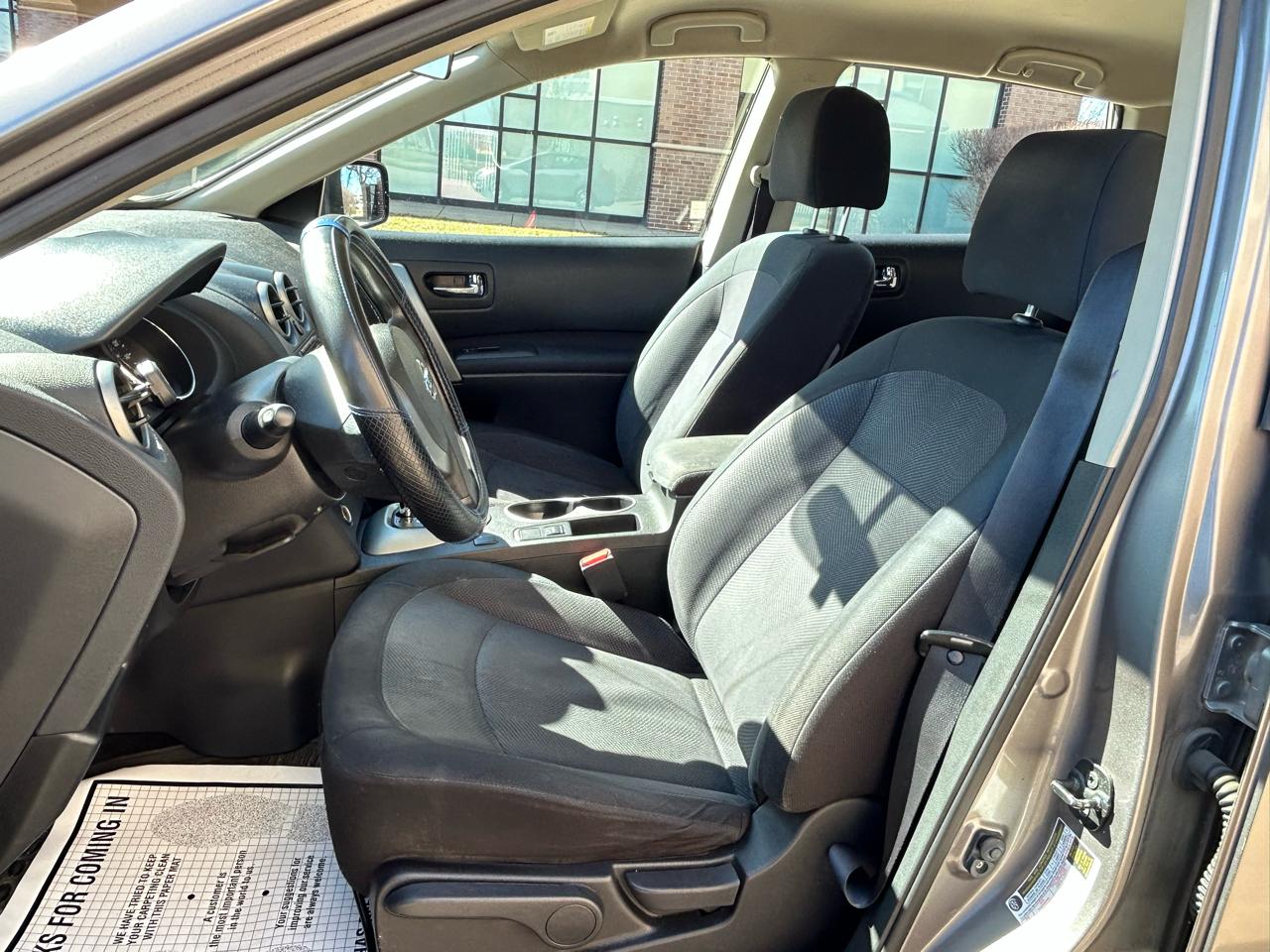 Nissan Rogue S AWD 2013