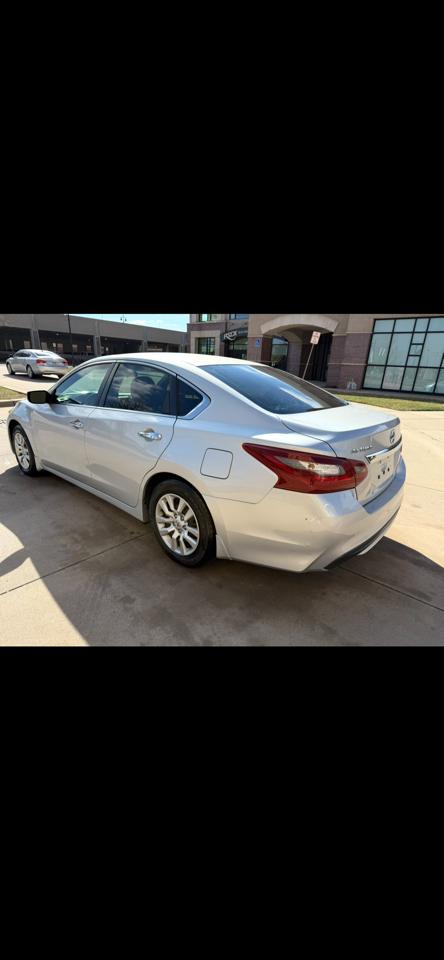 Nissan Altima 2.5 SV 2018