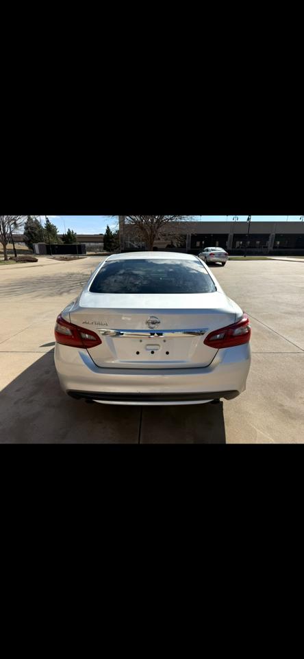 Nissan Altima 2.5 SV 2018