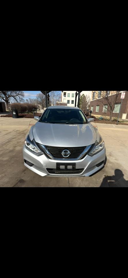 Nissan Altima 2.5 SV 2018