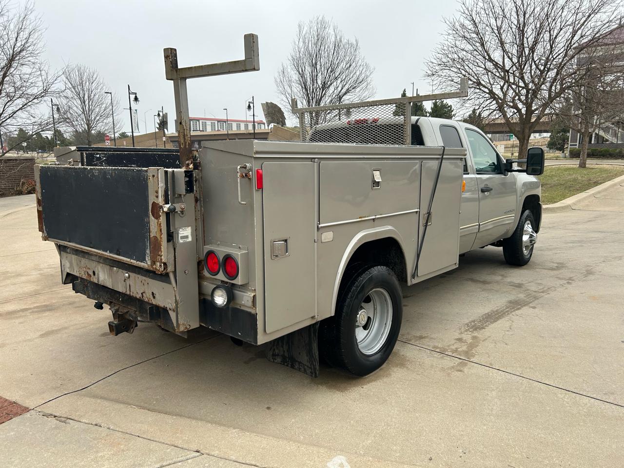 Chevrolet Silverado 3500HD LT1 Ext. Cab DRW 4WD 2009