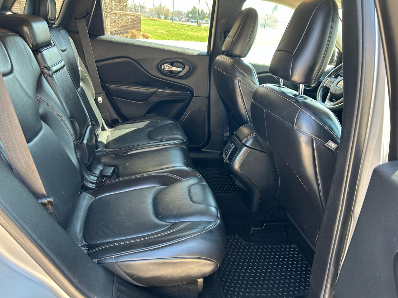 Jeep Cherokee Latitude 4WD 2015