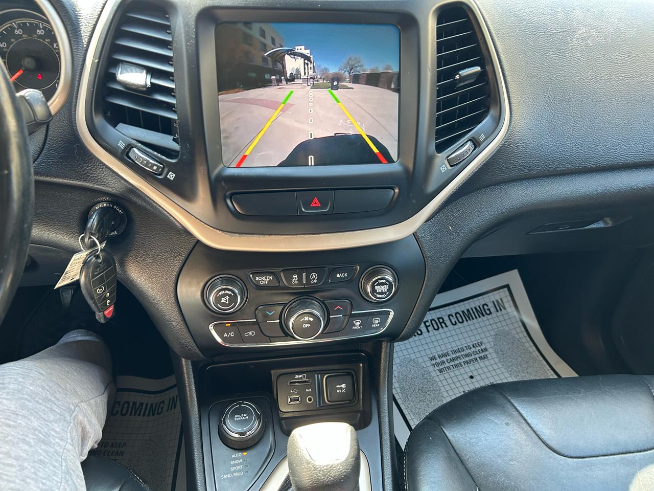 Jeep Cherokee Latitude 4WD 2015