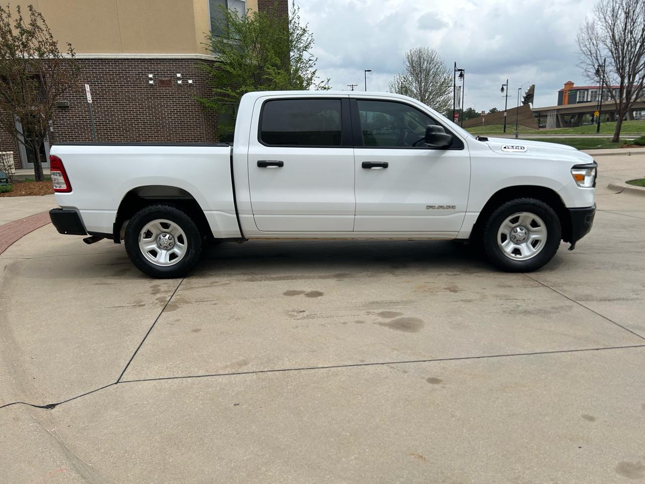 RAM 1500 Tradesman Crew Cab SWB 2WD 2020