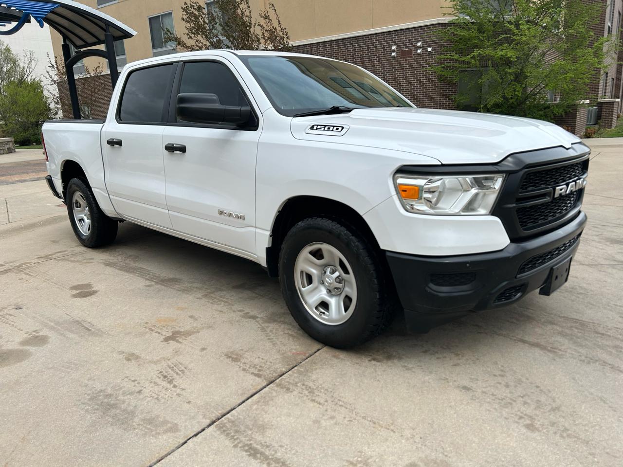 RAM 1500 Tradesman Crew Cab SWB 2WD 2020