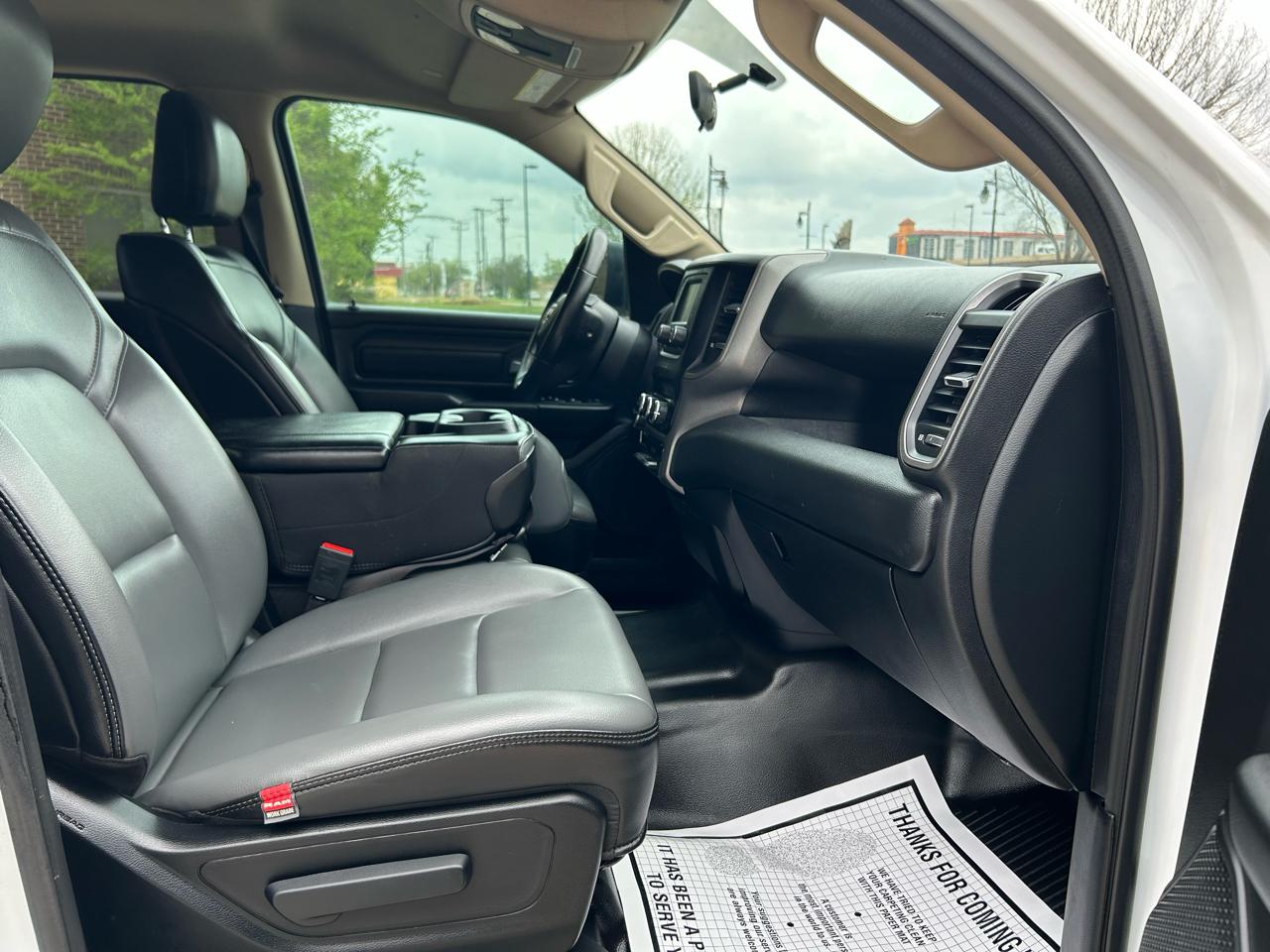 RAM 1500 Tradesman Crew Cab SWB 2WD 2020