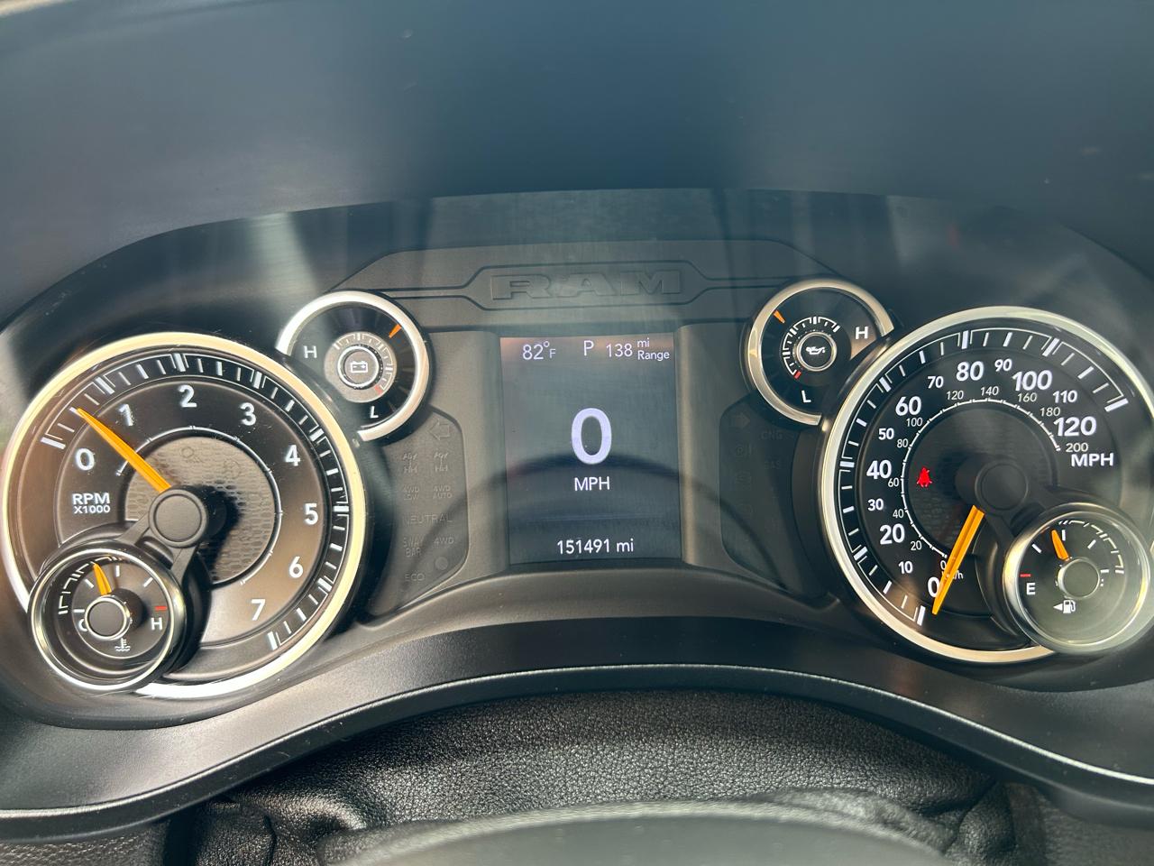 RAM 1500 Tradesman Crew Cab SWB 2WD 2020