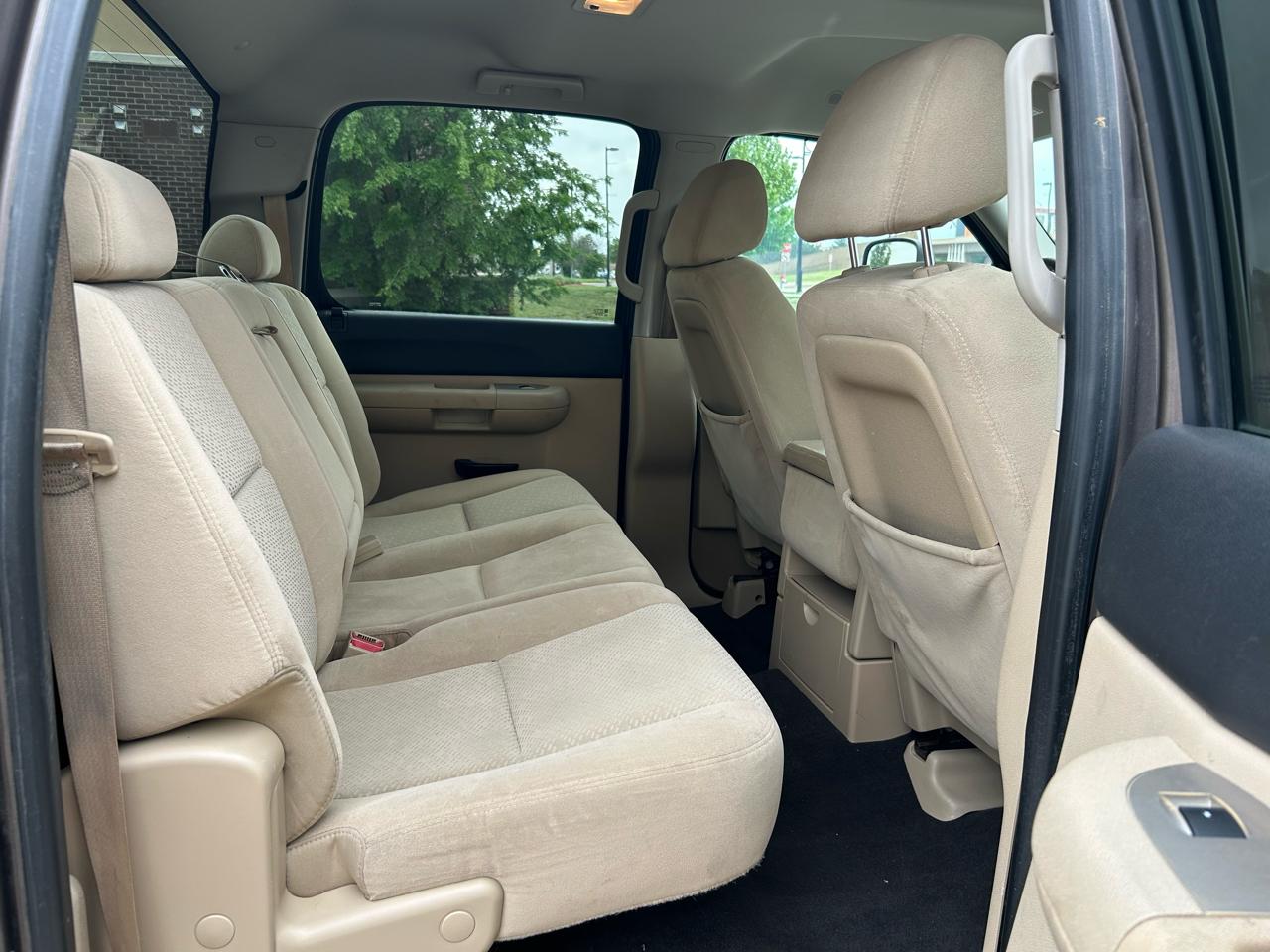 GMC Sierra 2500HD Work Truck Crew Cab Long Box 4WD 2007