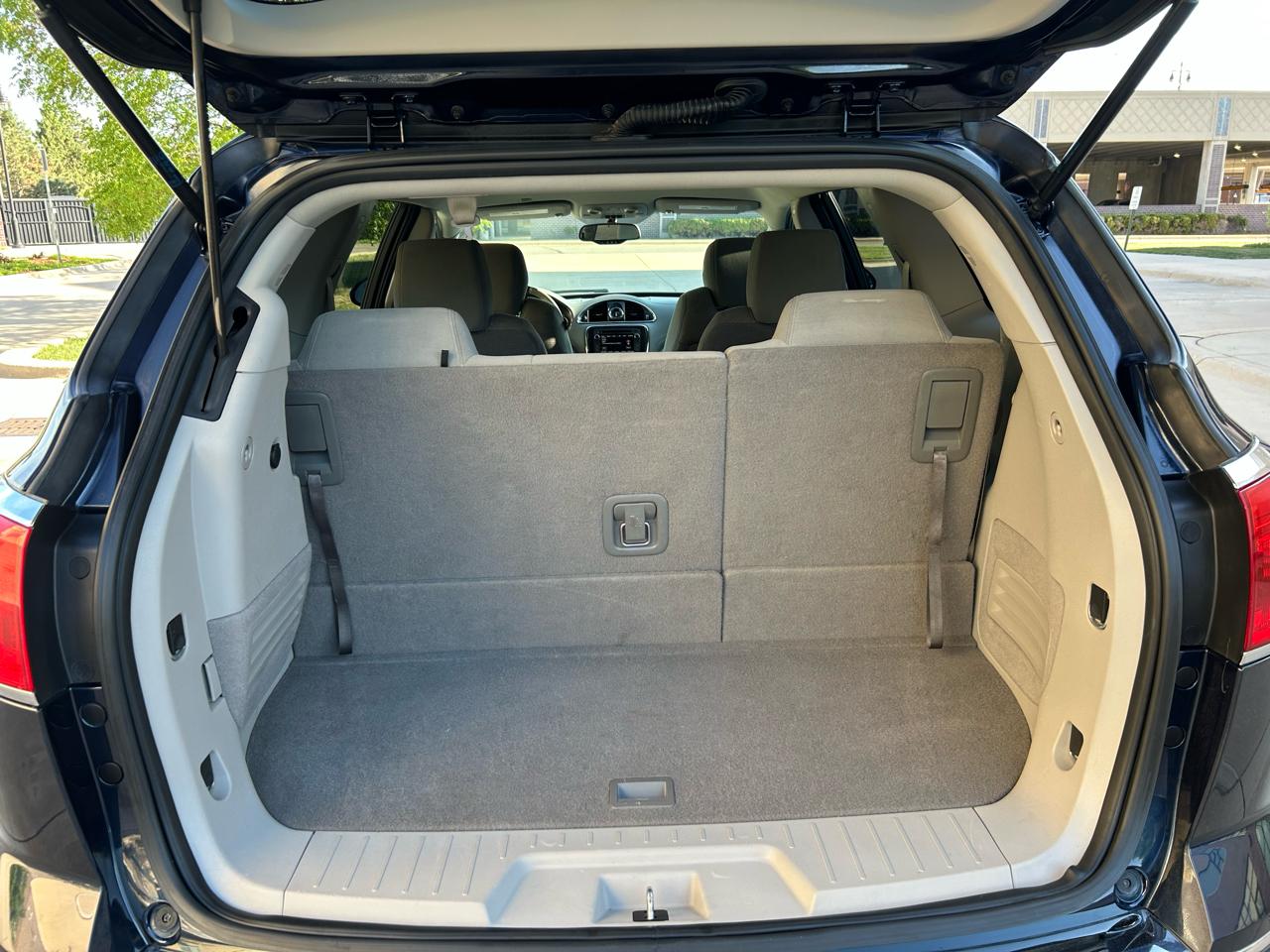 Buick Enclave Convenience FWD 2017