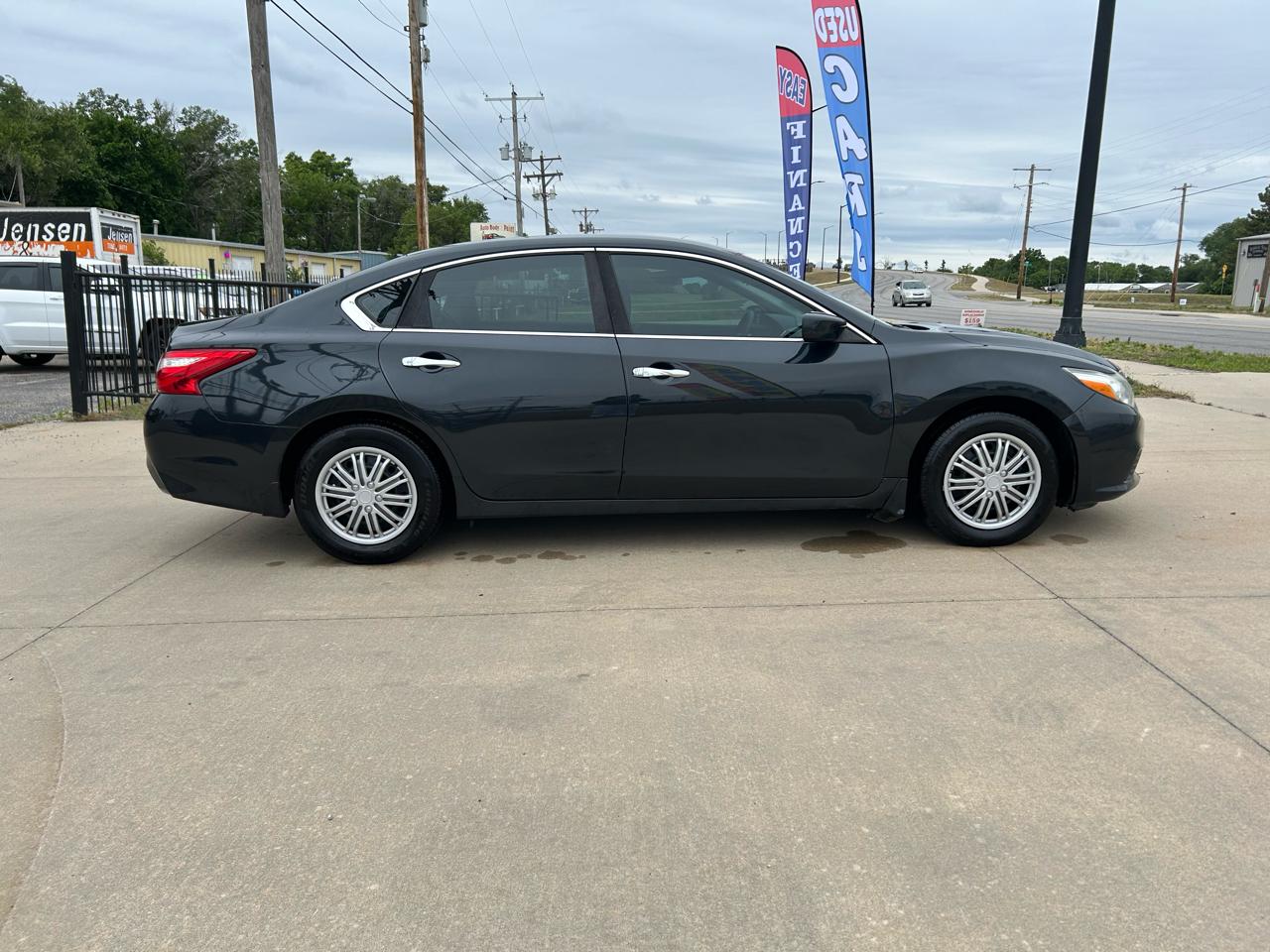 Nissan Altima 2.5 SR 2016