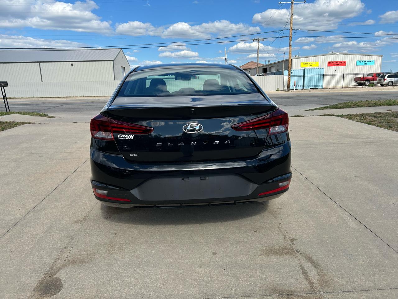 Hyundai Elantra  2019
