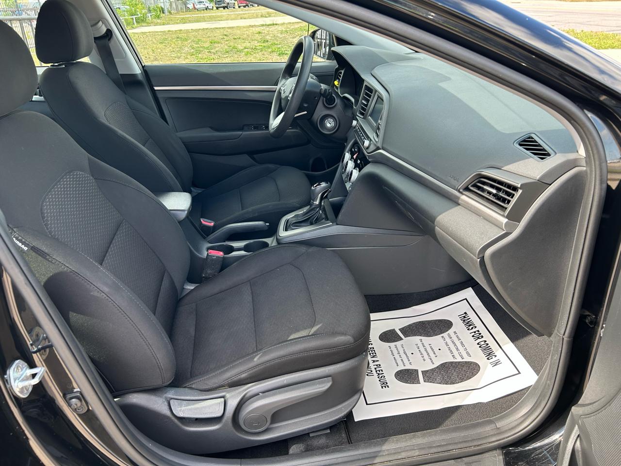 Hyundai Elantra  2019