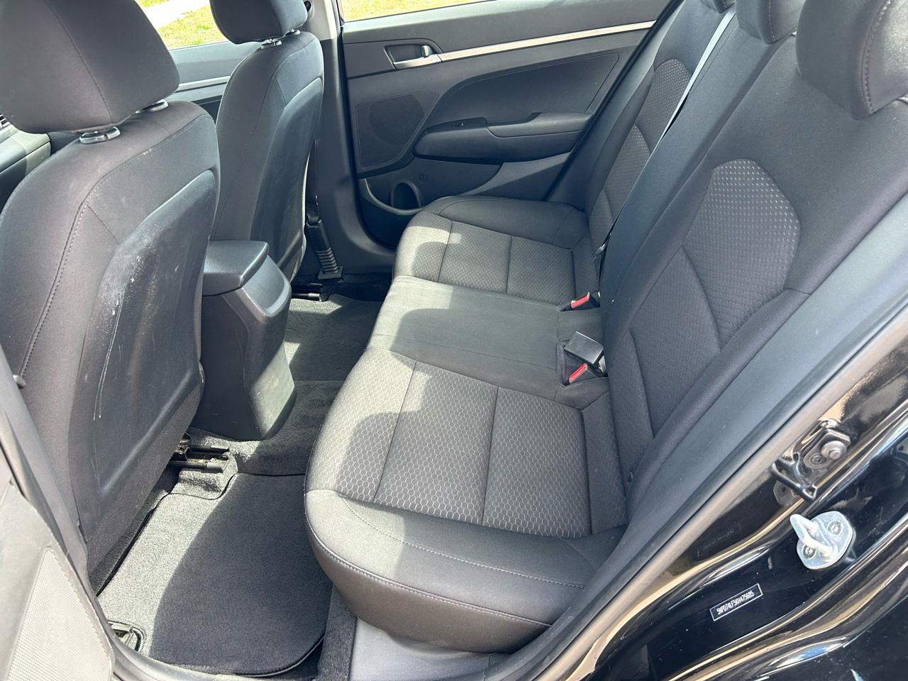 Hyundai Elantra  2019