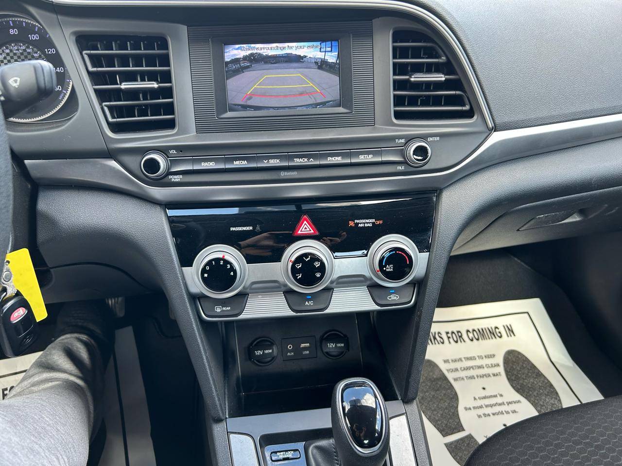 Hyundai Elantra  2019