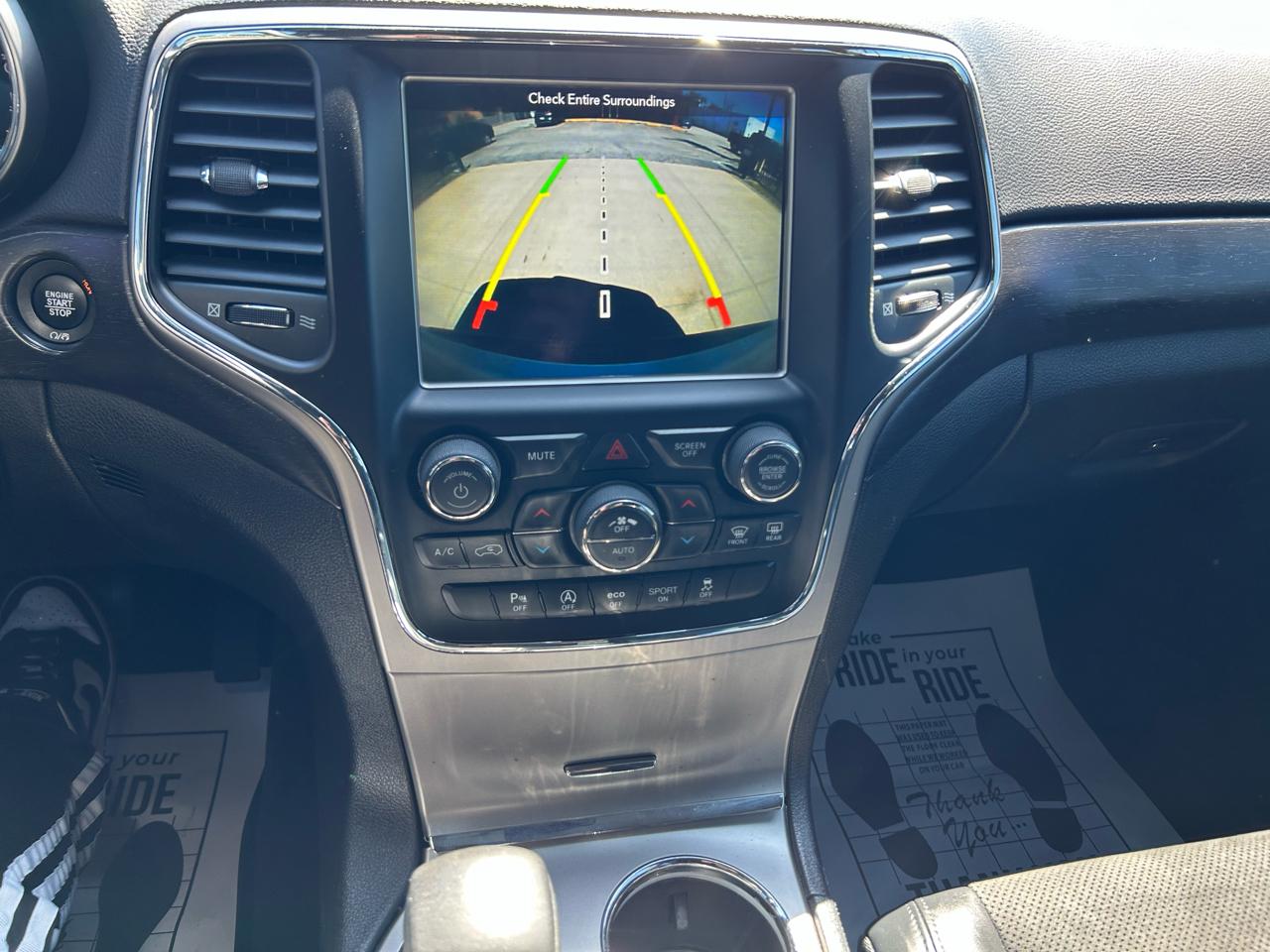 Jeep Grand Cherokee Laredo 4WD 2018