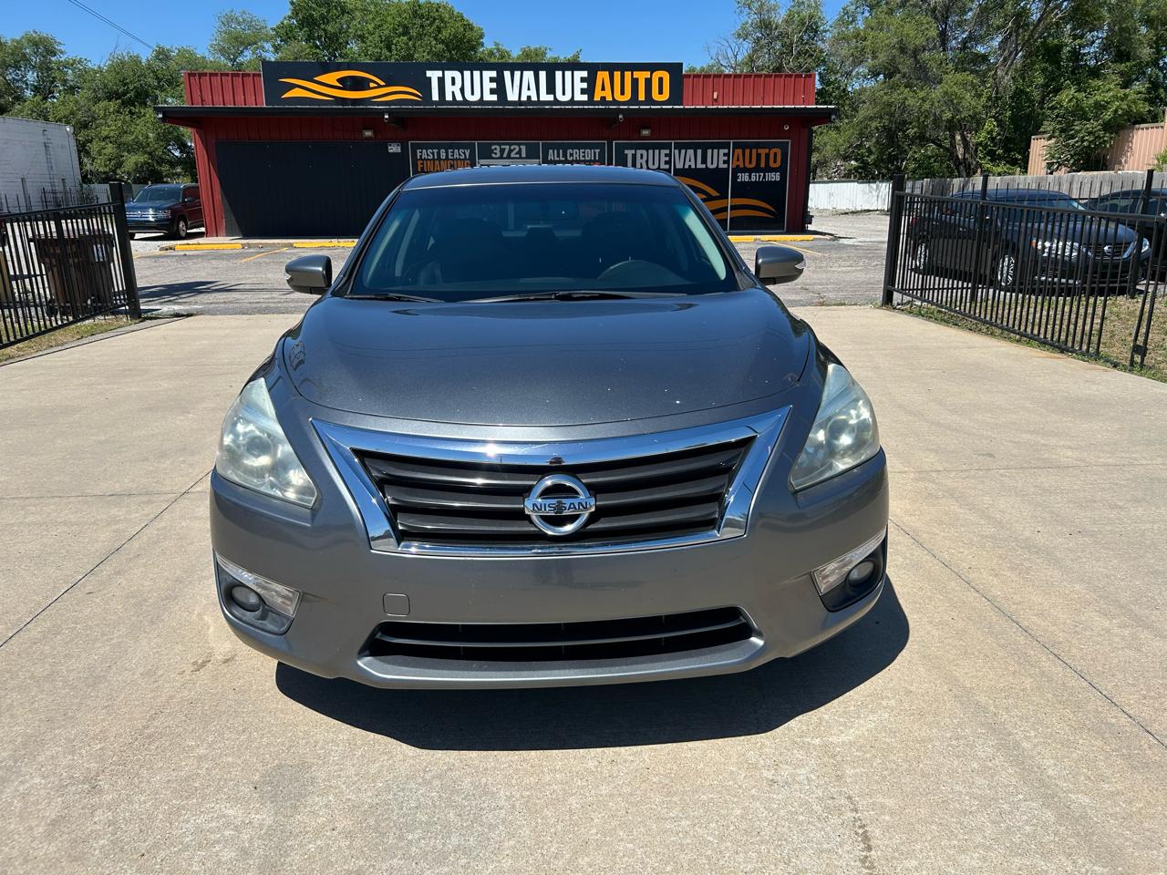 Nissan Altima 2.5 SV 2015