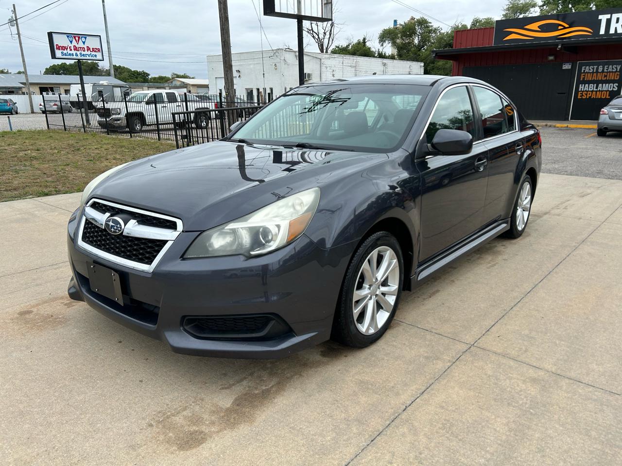 Subaru Legacy 2.5i Premium 2013