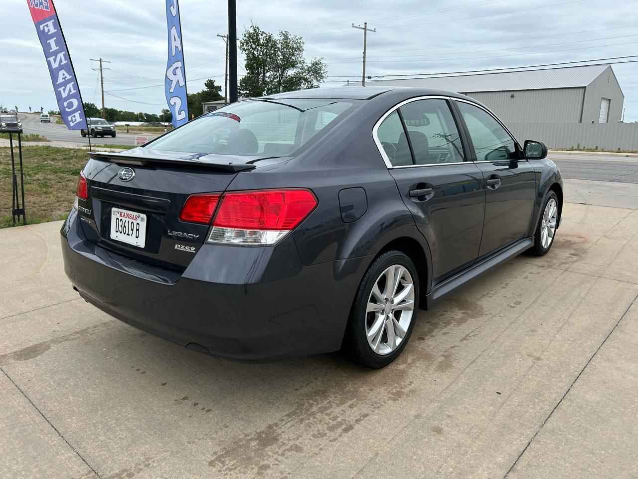 Subaru Legacy 2.5i Premium 2013
