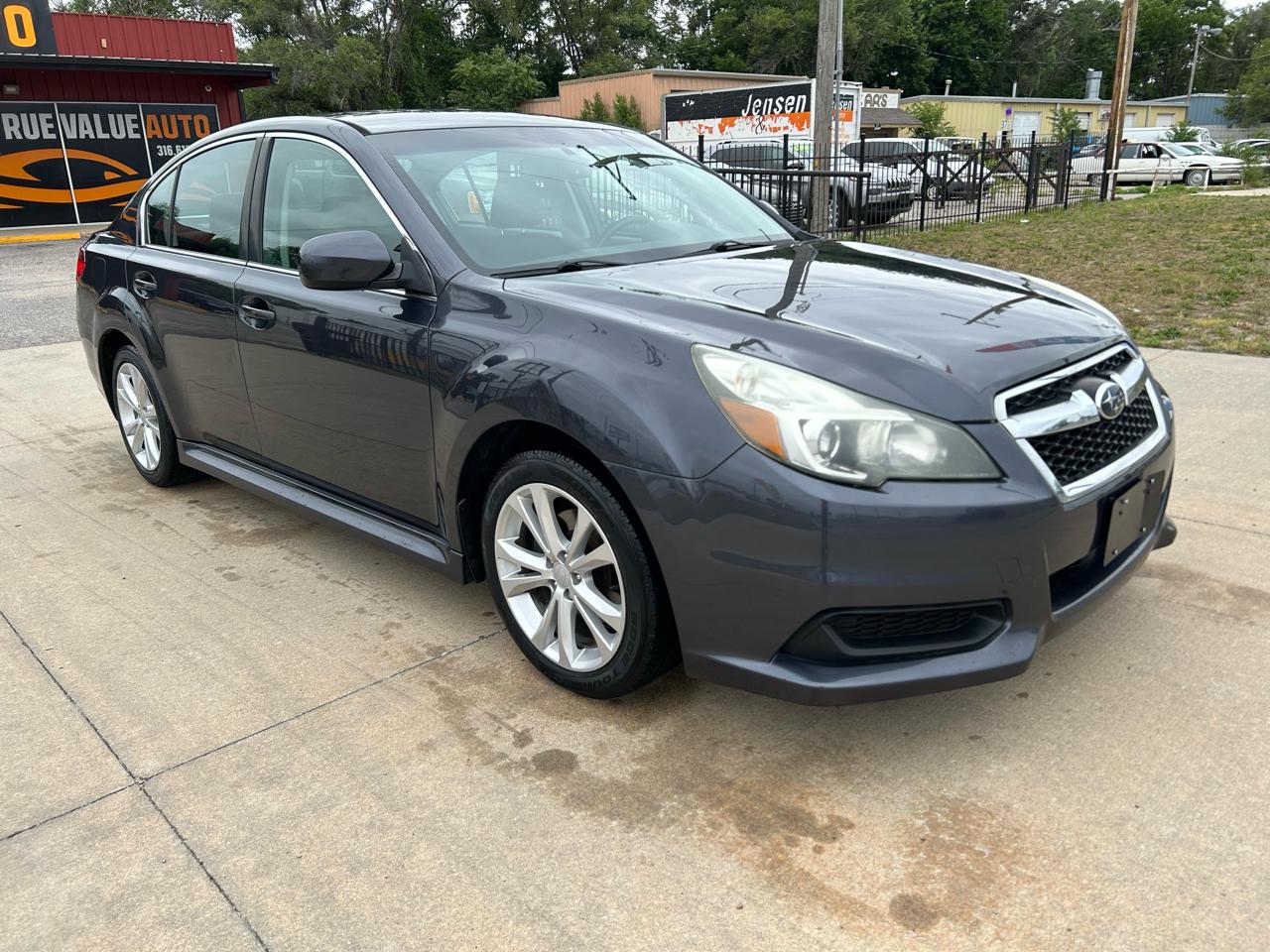 Subaru Legacy 2.5i Premium 2013