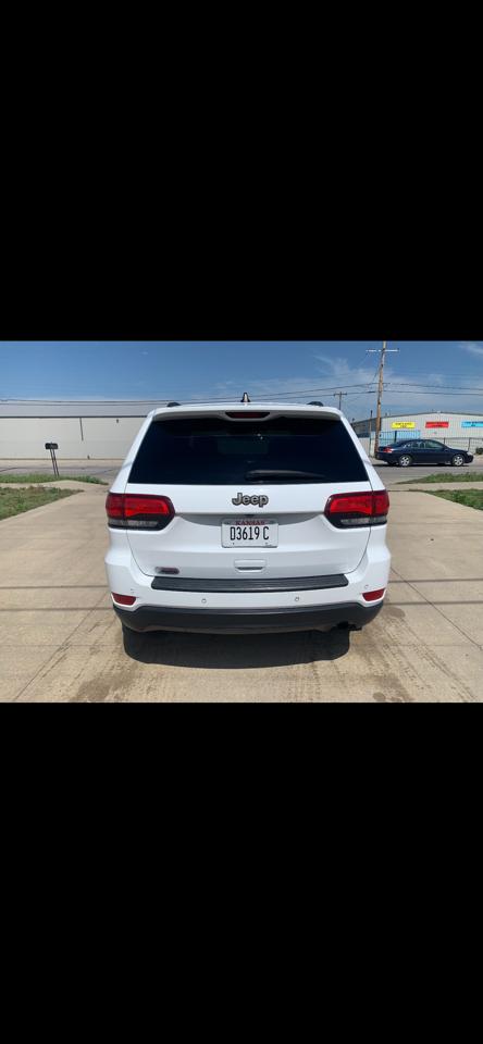 Jeep Grand Cherokee Laredo 2WD 2016